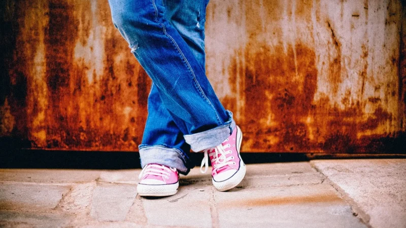 Converse Spodnie damskie kolor szary melanżowe