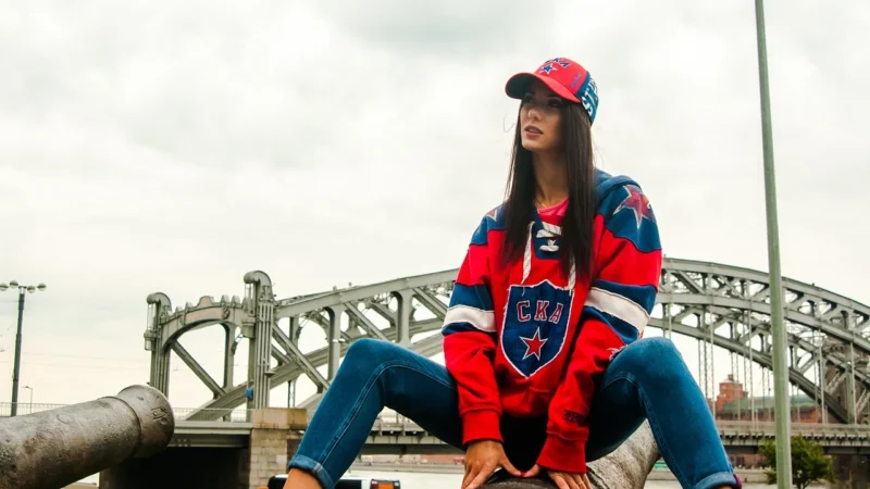 Klasyczne spodnie jeans rurki M.SARA