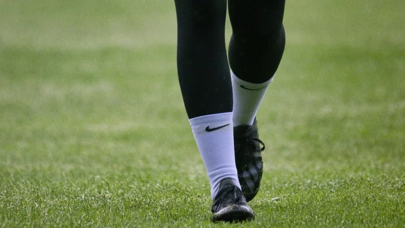 NIKE ALPHA LITE